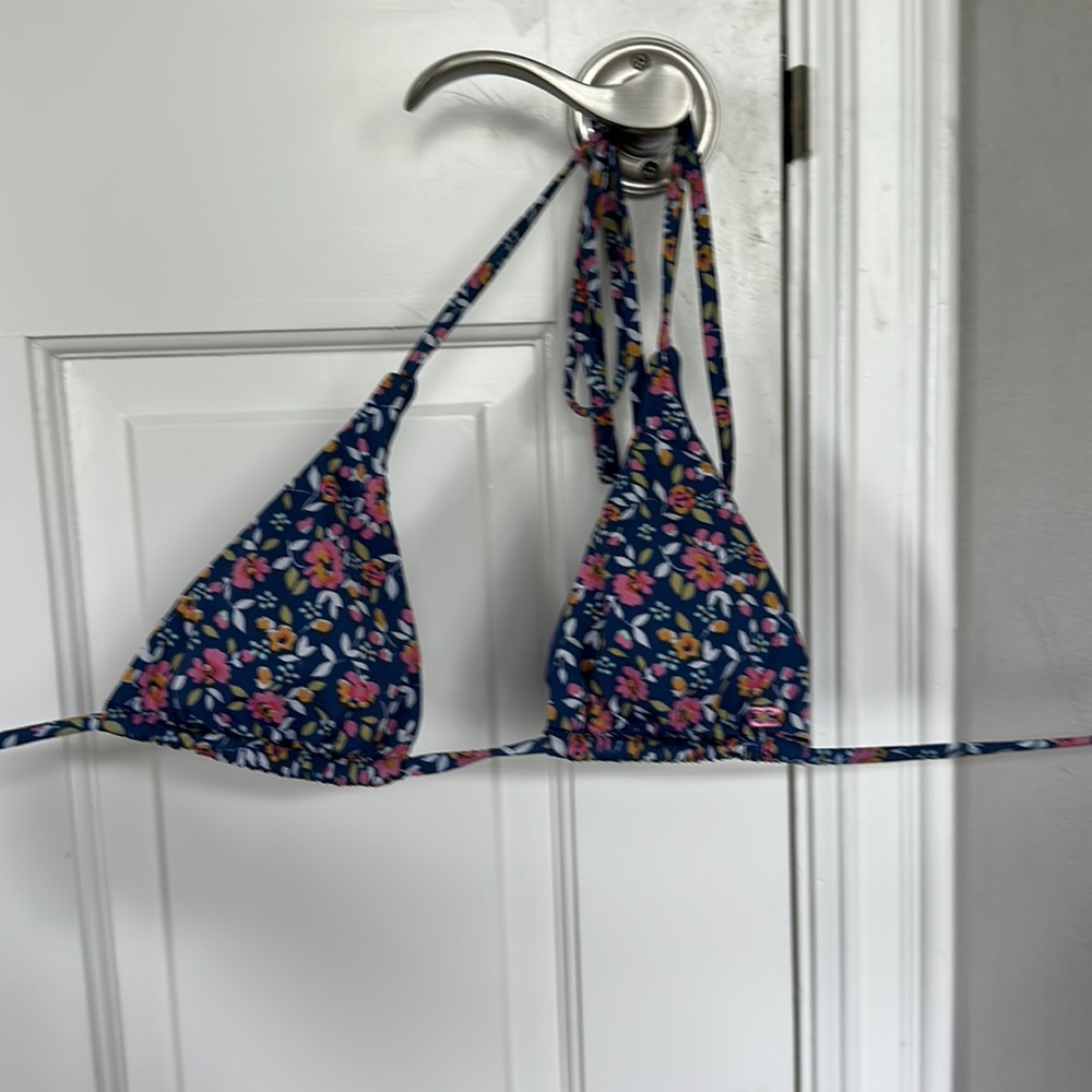 billa bong bikini top